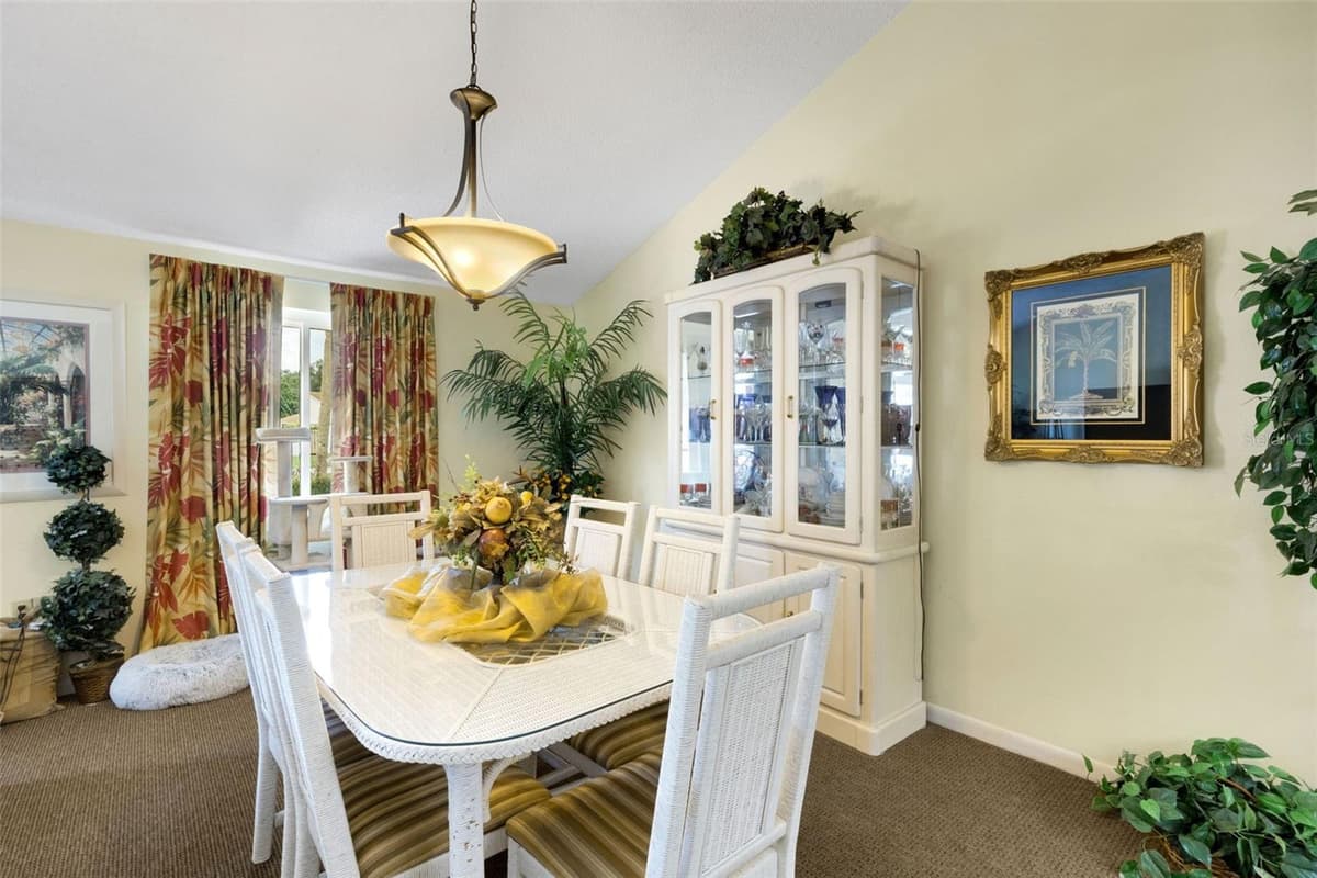 4223 OAK LOOP — photo 9 of 38