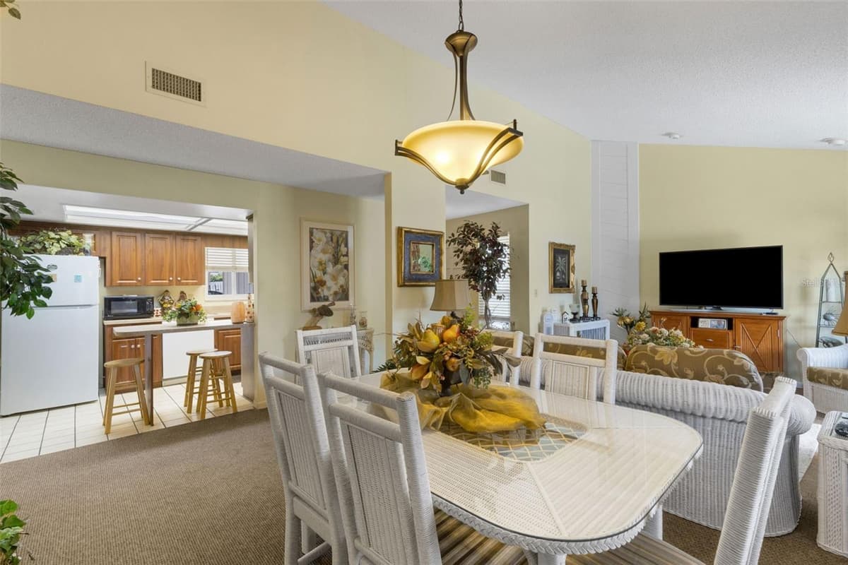 4223 OAK LOOP — photo 7 of 38