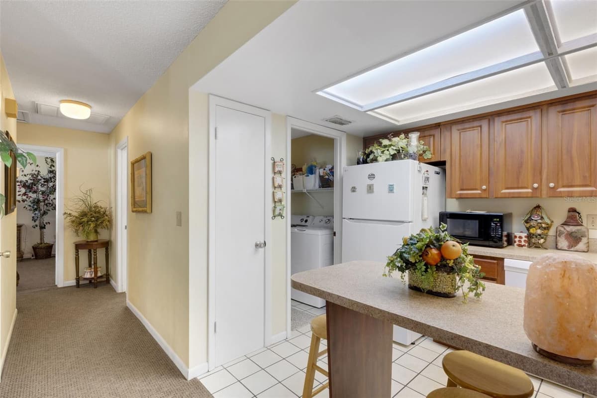 4223 OAK LOOP — photo 10 of 38