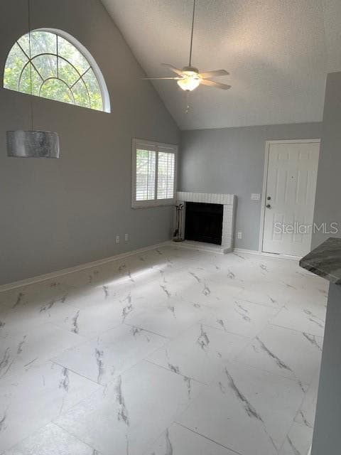 575 BLOOMINGTON COURT — photo 2 of 9