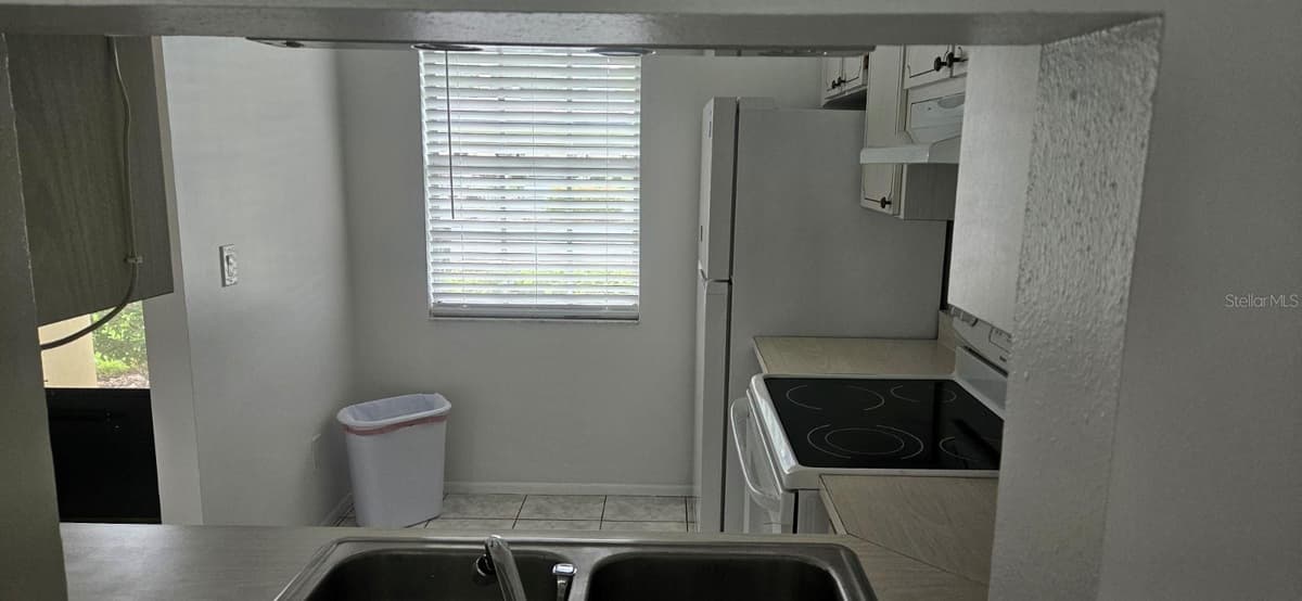 1701 PINEHURST ROAD — photo 9 of 32