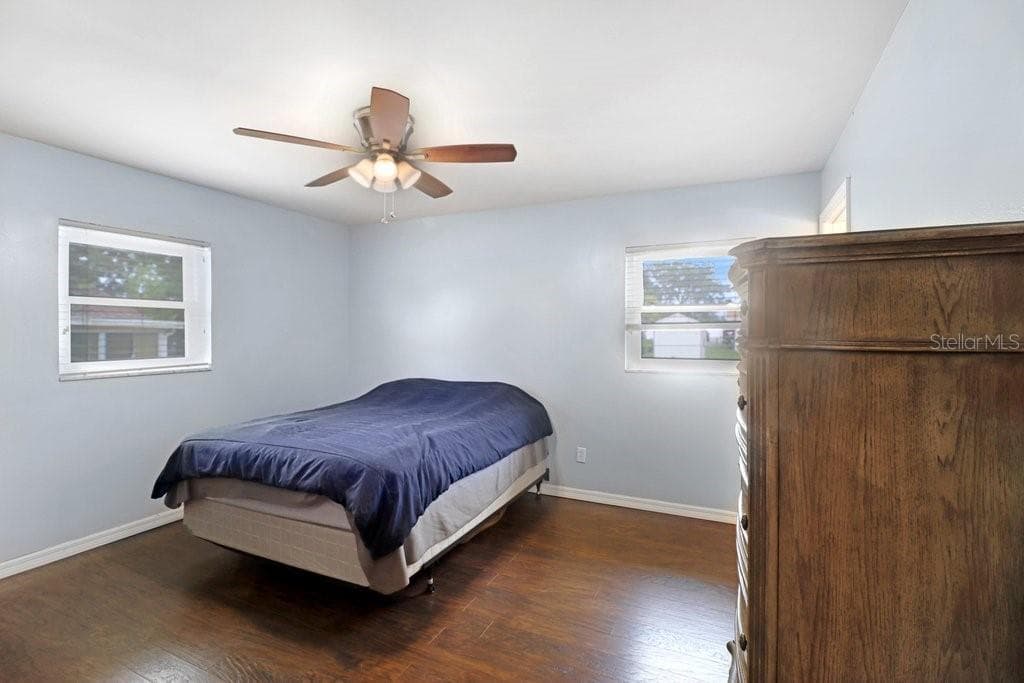 1203 LYNN AVENUE — photo 15 of 36