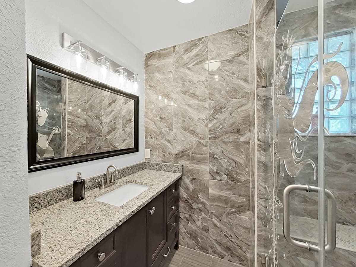 5419 COTEE RIVER DRIVE — photo 31 of 47