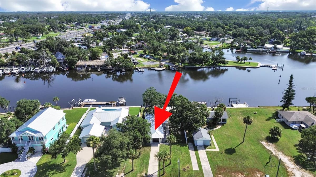 5419 COTEE RIVER DRIVE — photo 4 of 47