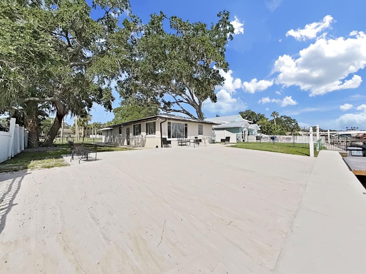 5419 COTEE RIVER DRIVE — photo 36 of 47