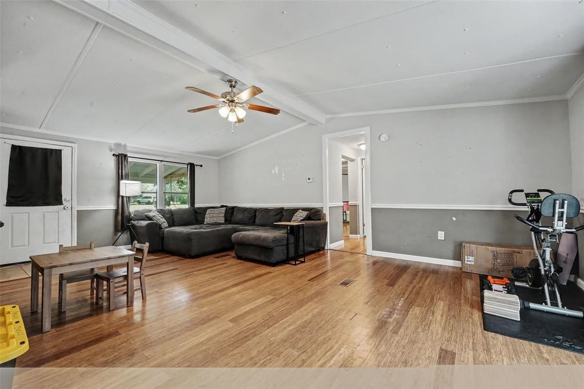 173 PLANKTON AVENUE — photo 4 of 20