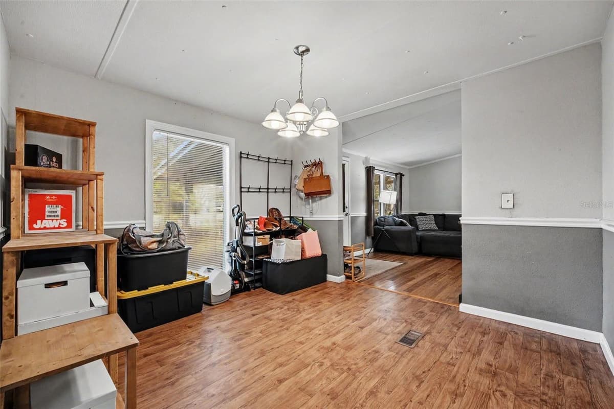 173 PLANKTON AVENUE — photo 7 of 20