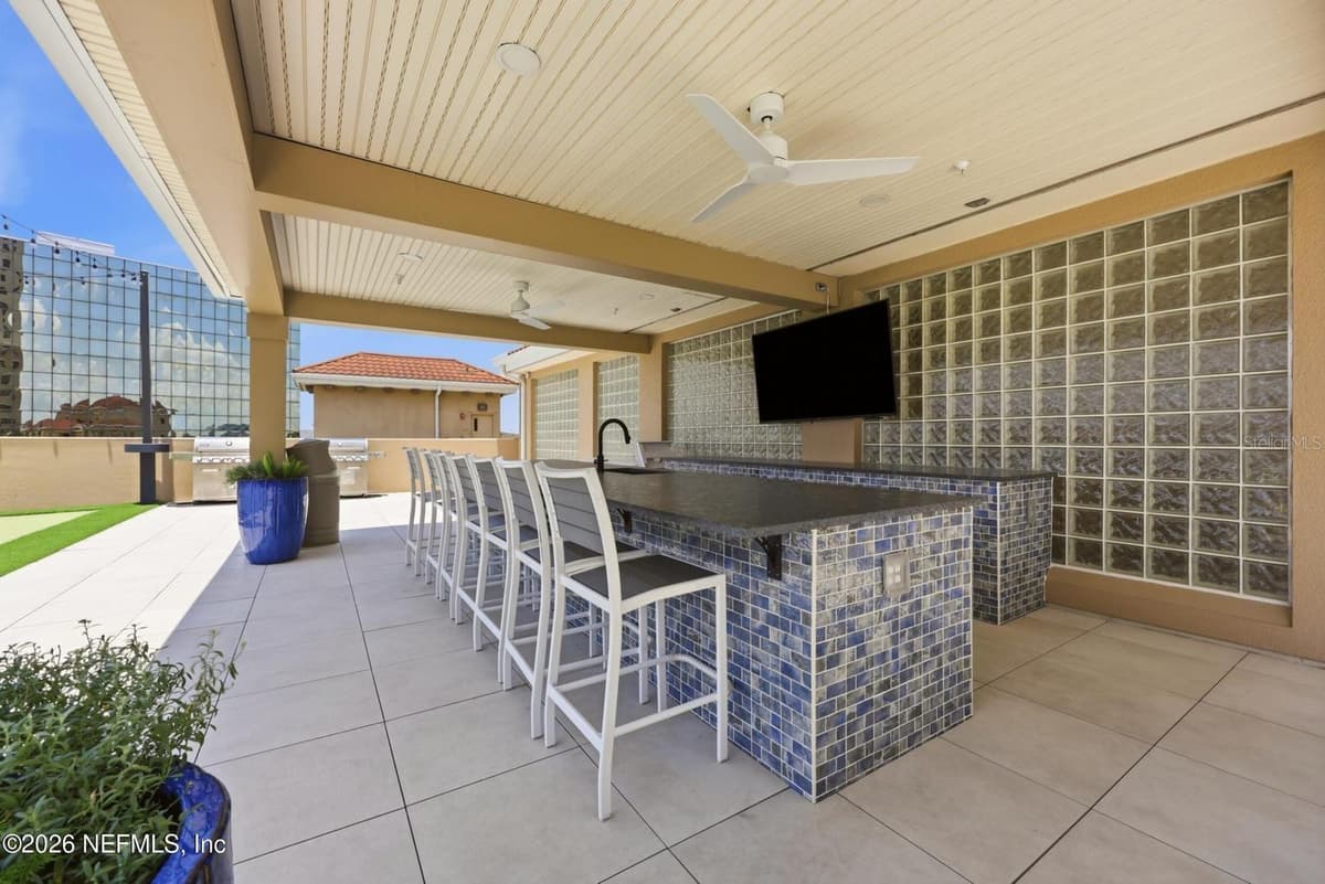 1478 RIVERPLACE BOULEVARD — photo 35 of 51