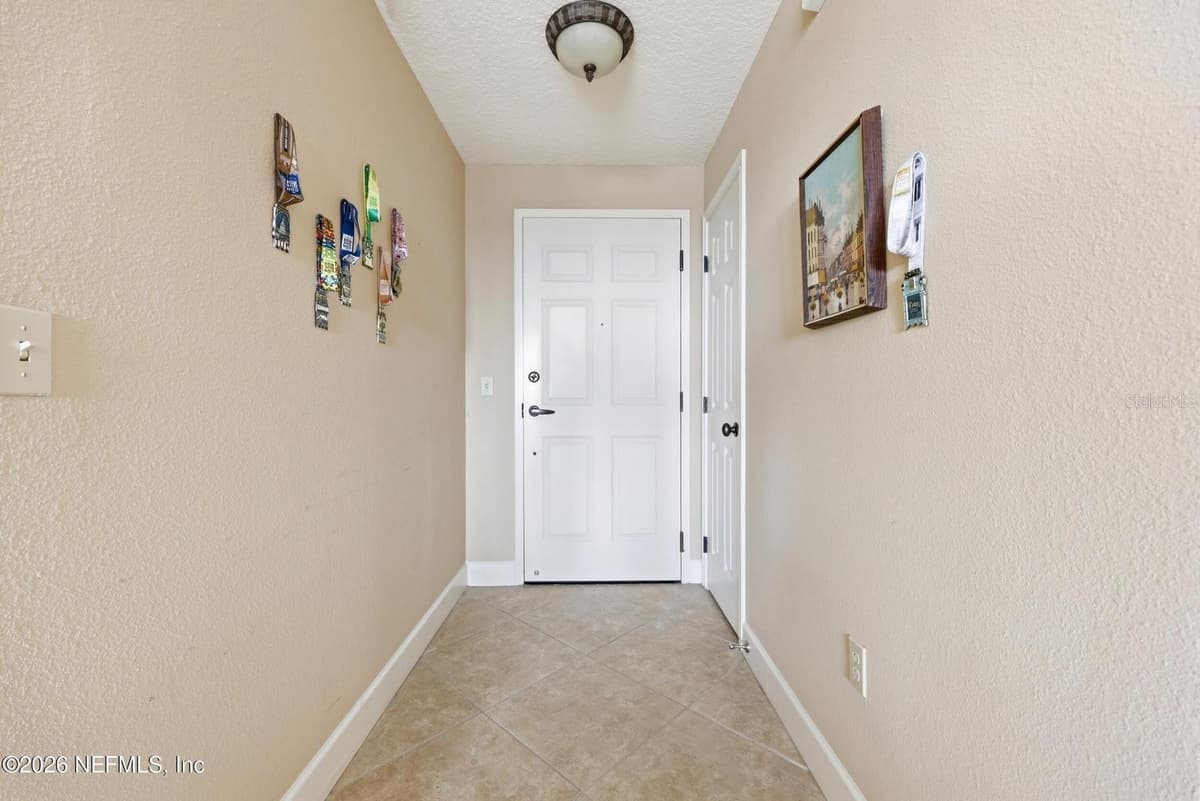 1478 RIVERPLACE BOULEVARD — photo 5 of 51