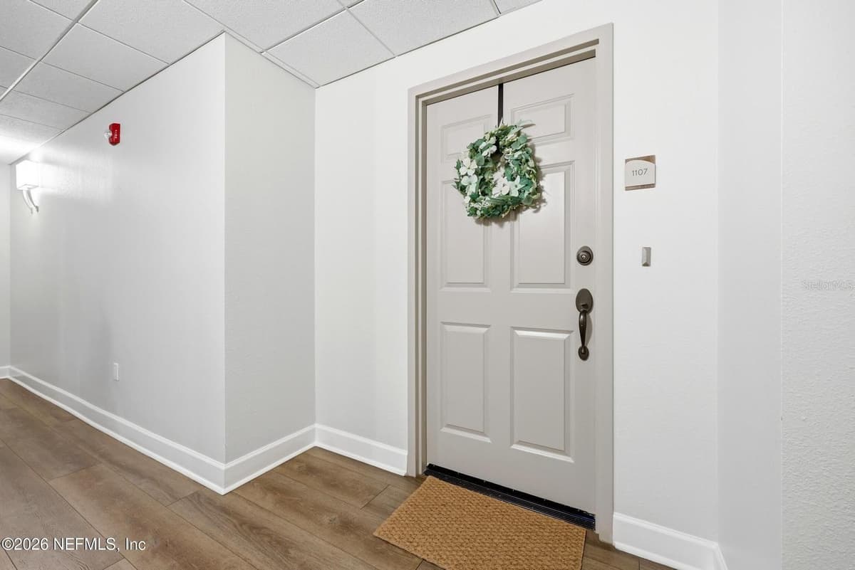 1478 RIVERPLACE BOULEVARD — photo 3 of 51