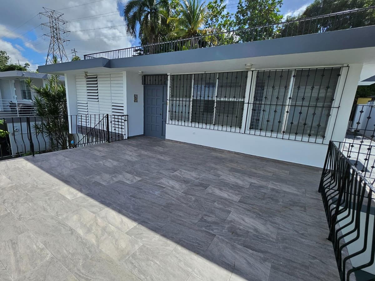 2085 Hercules st URB ALTO APOLO — photo 3 of 5