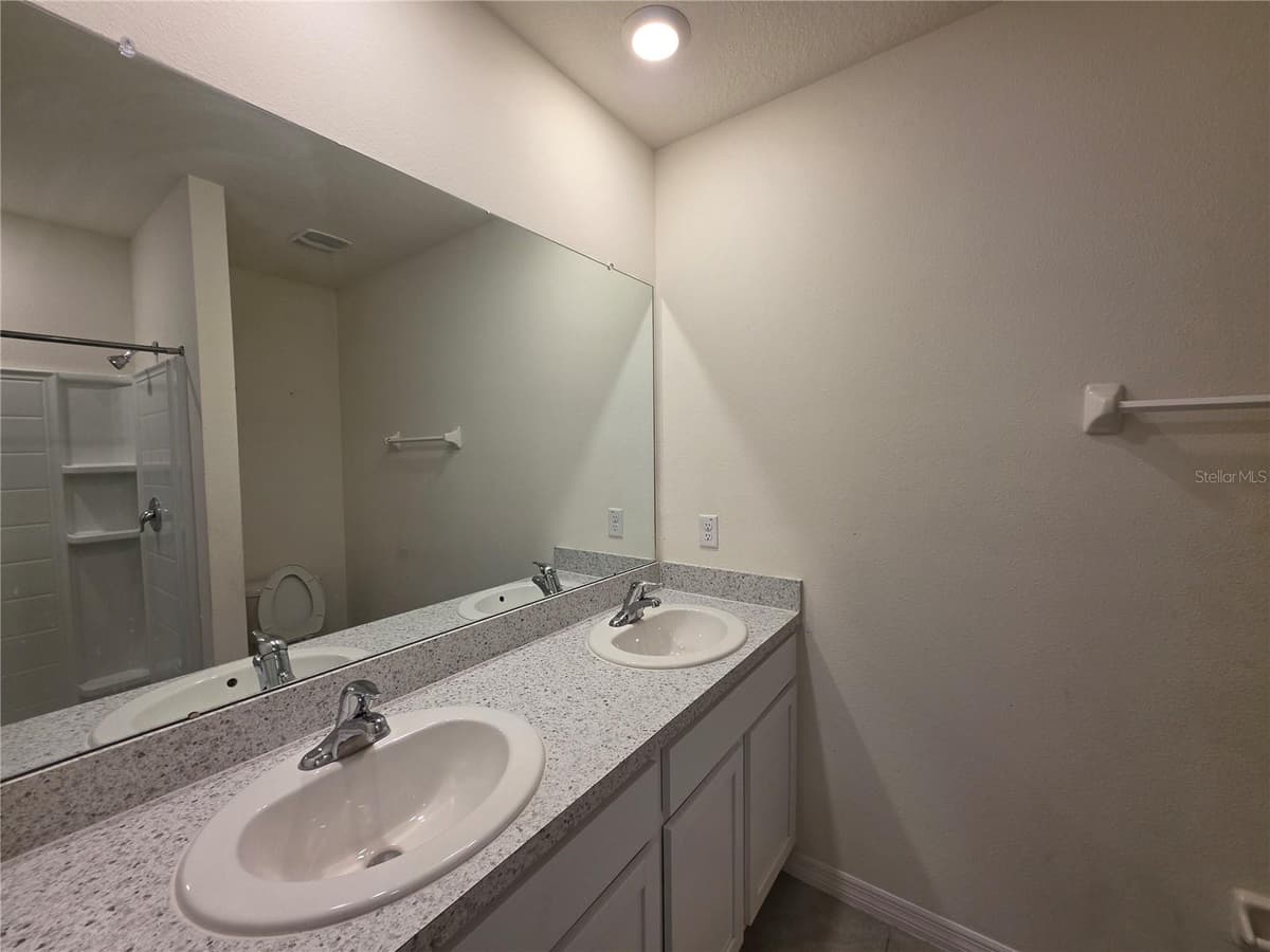 17007 BLISTER WING DRIVE — photo 11 of 14