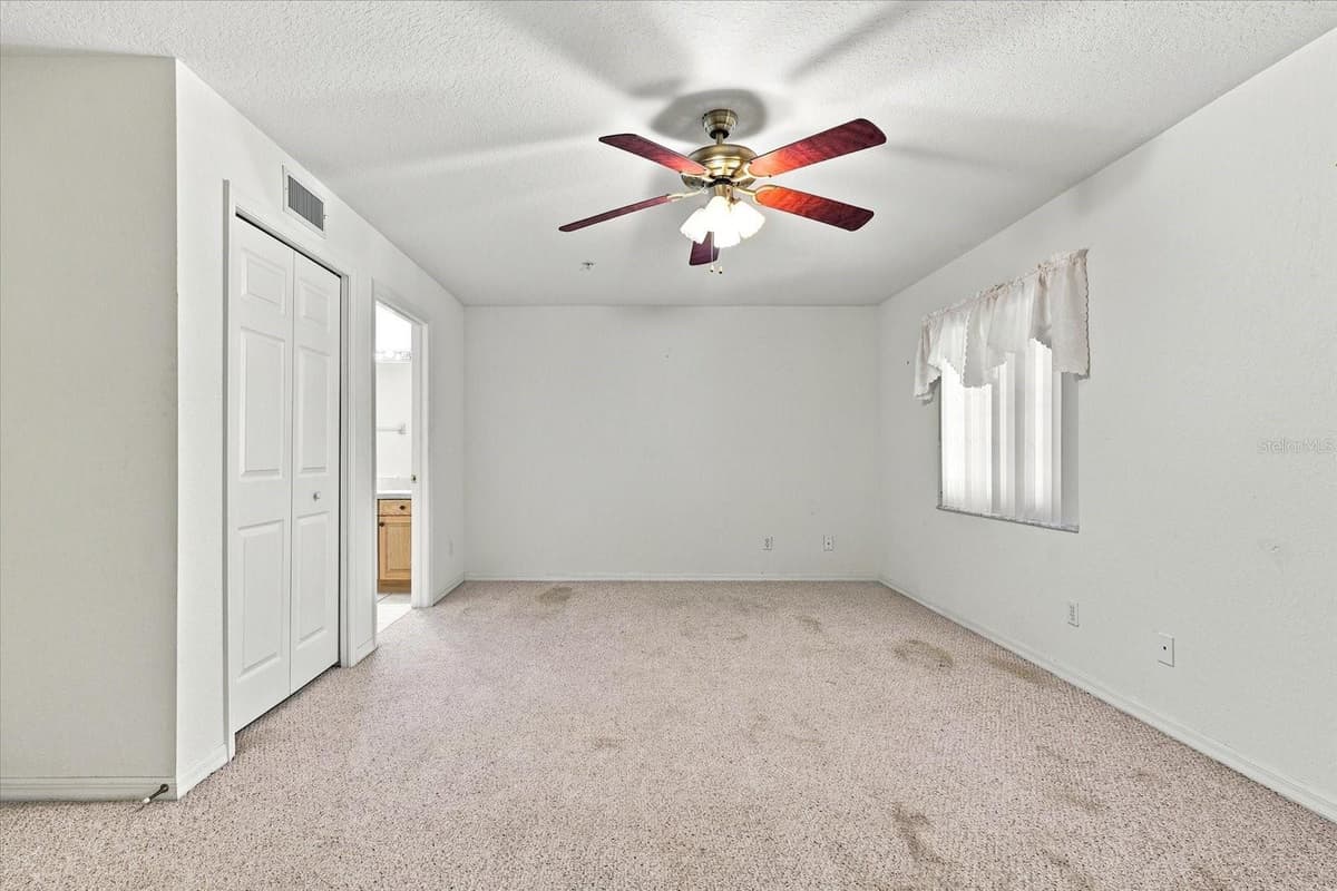 15467 GULF BOULEVARD — photo 8 of 85
