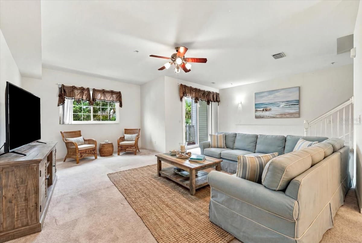 15467 GULF BOULEVARD — photo 12 of 85