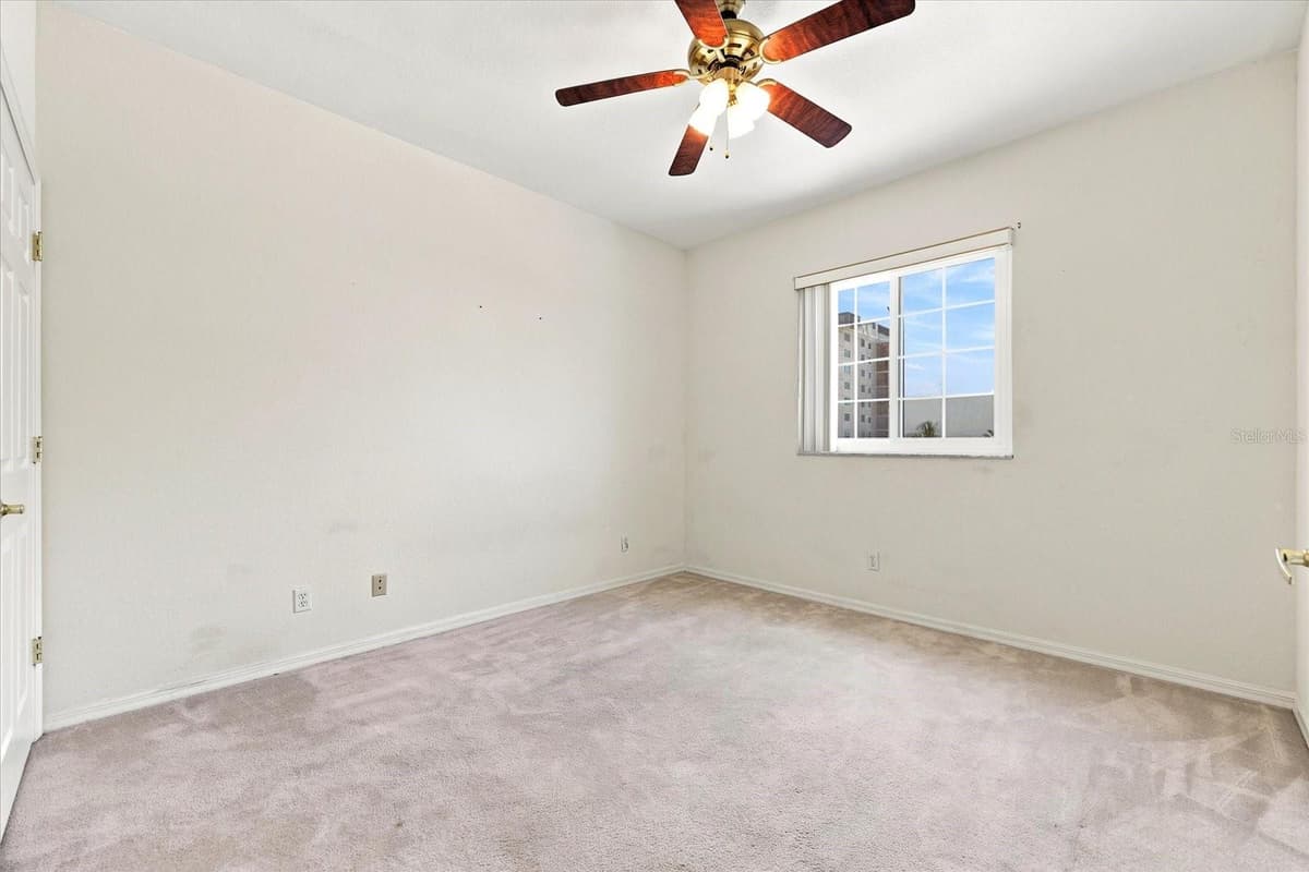 15467 GULF BOULEVARD — photo 44 of 85