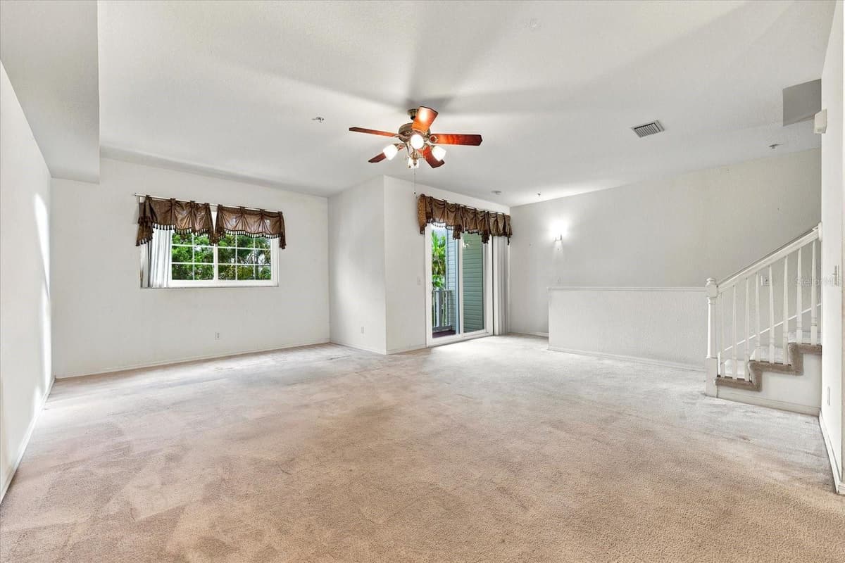 15467 GULF BOULEVARD — photo 15 of 85