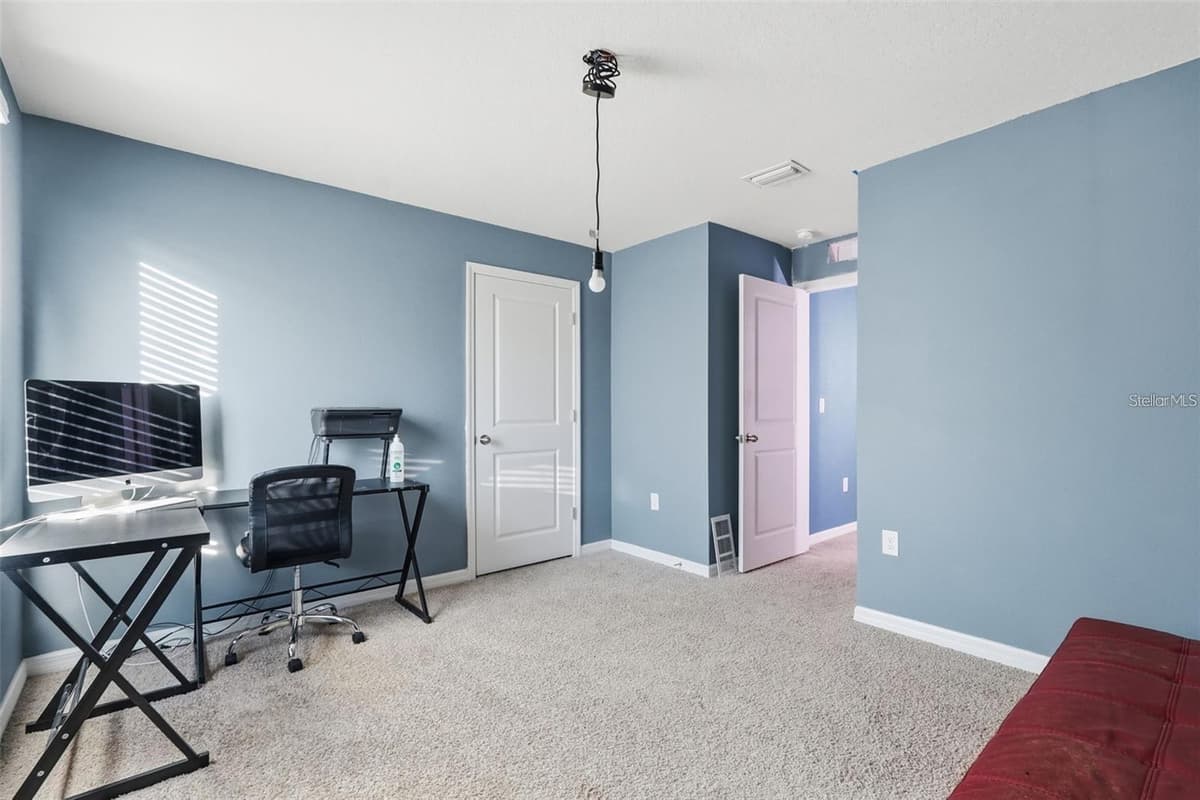 7811 DAVIE RAY DRIVE — photo 26 of 37
