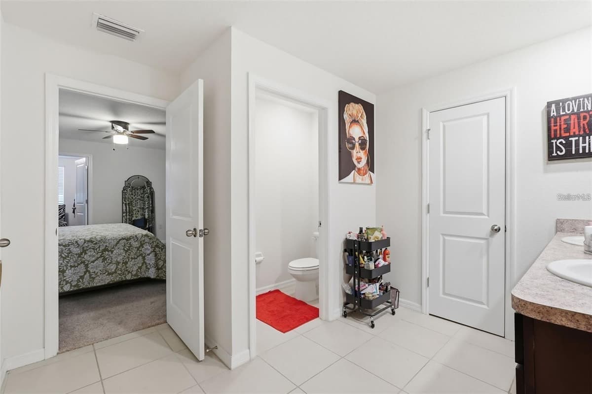 7811 DAVIE RAY DRIVE — photo 31 of 37