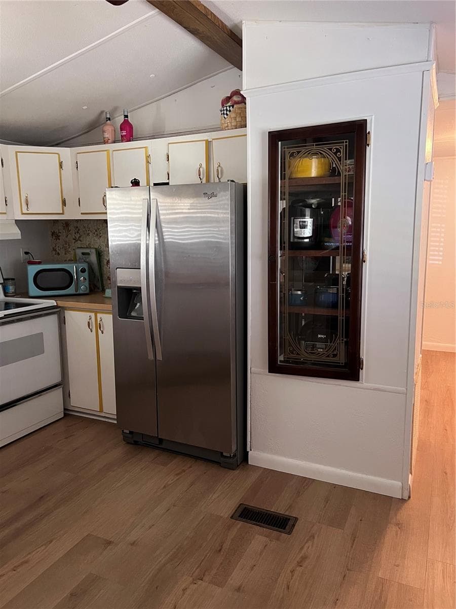 3326 DENISE DRIVE — photo 8 of 22