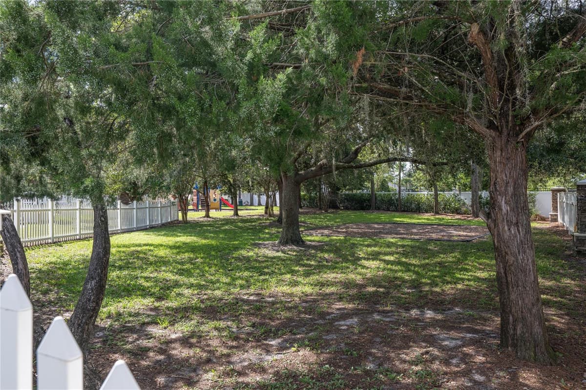 930 MOONLIGHT COVE ROAD — photo 8 of 35