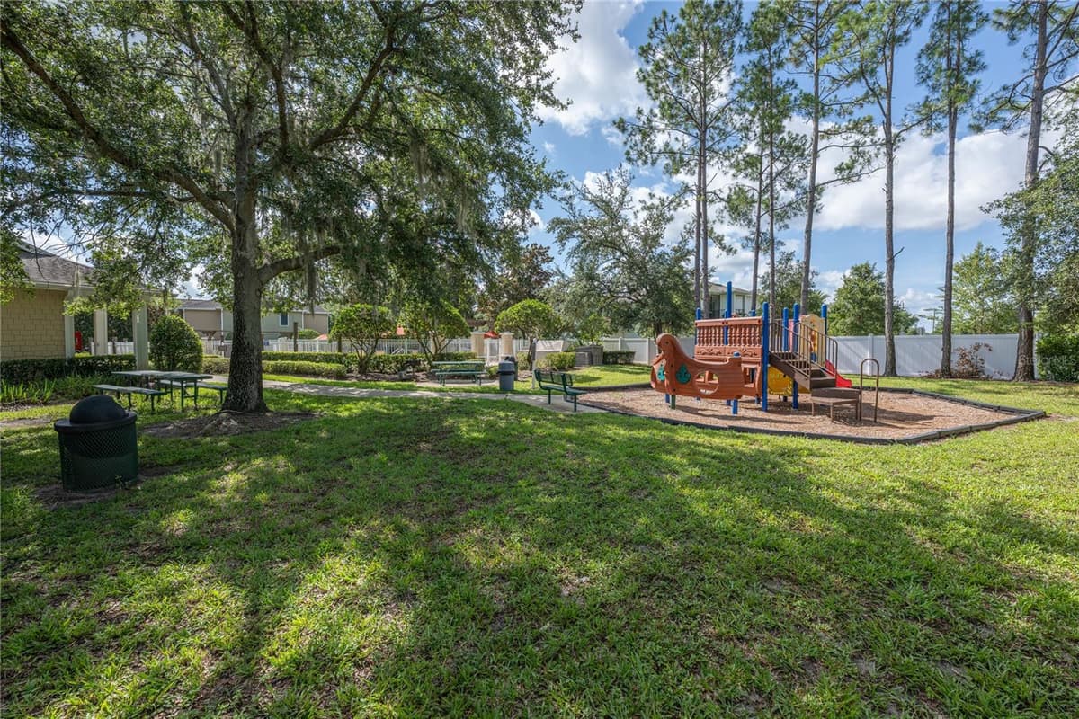 930 MOONLIGHT COVE ROAD — photo 9 of 35