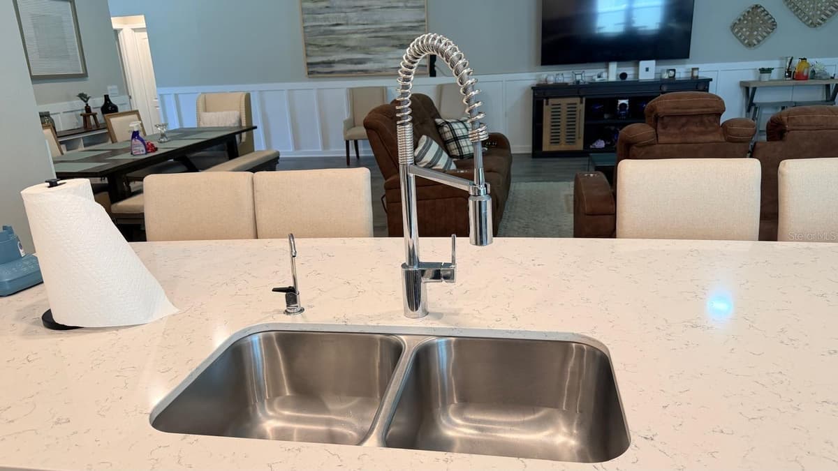 5 PECAN RIDGE COURT — photo 15 of 59