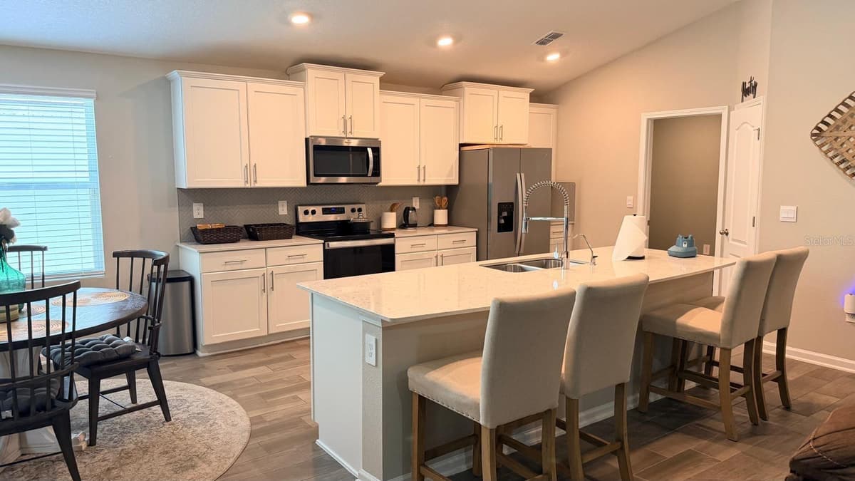 5 PECAN RIDGE COURT — photo 11 of 59