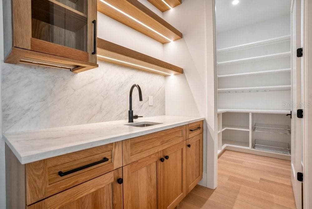 8342 BOYLA COURT — photo 17 of 93