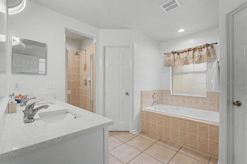 2068 88TH STREET — photo 11 of 24