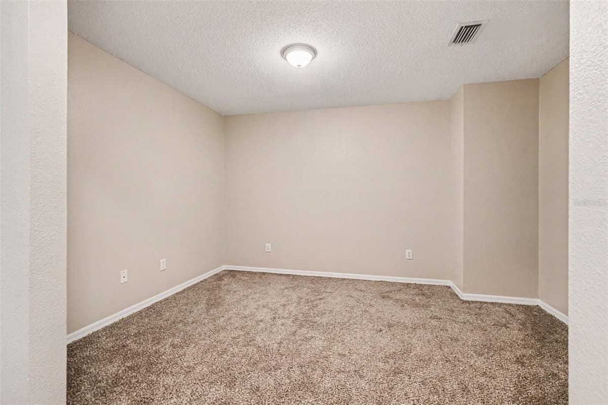 2125 FLUORSHIRE DRIVE — photo 11 of 18