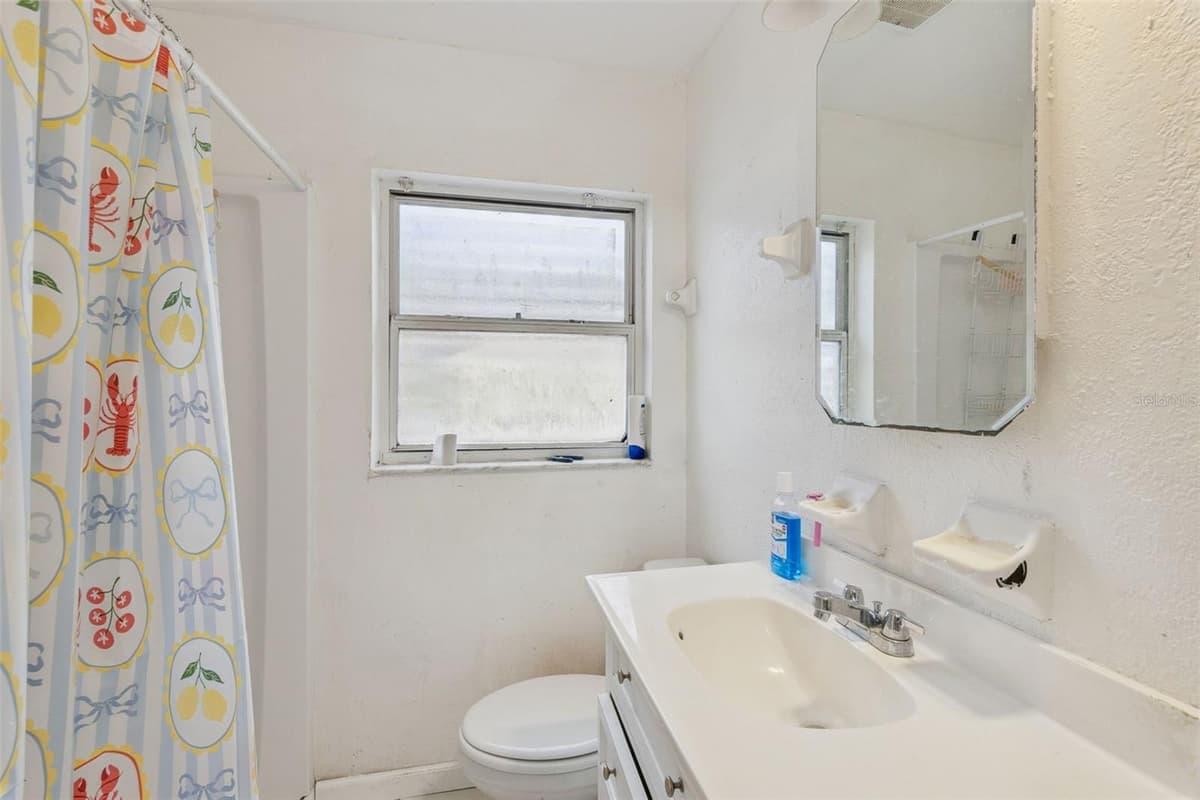 1411 35TH STREET — photo 14 of 20