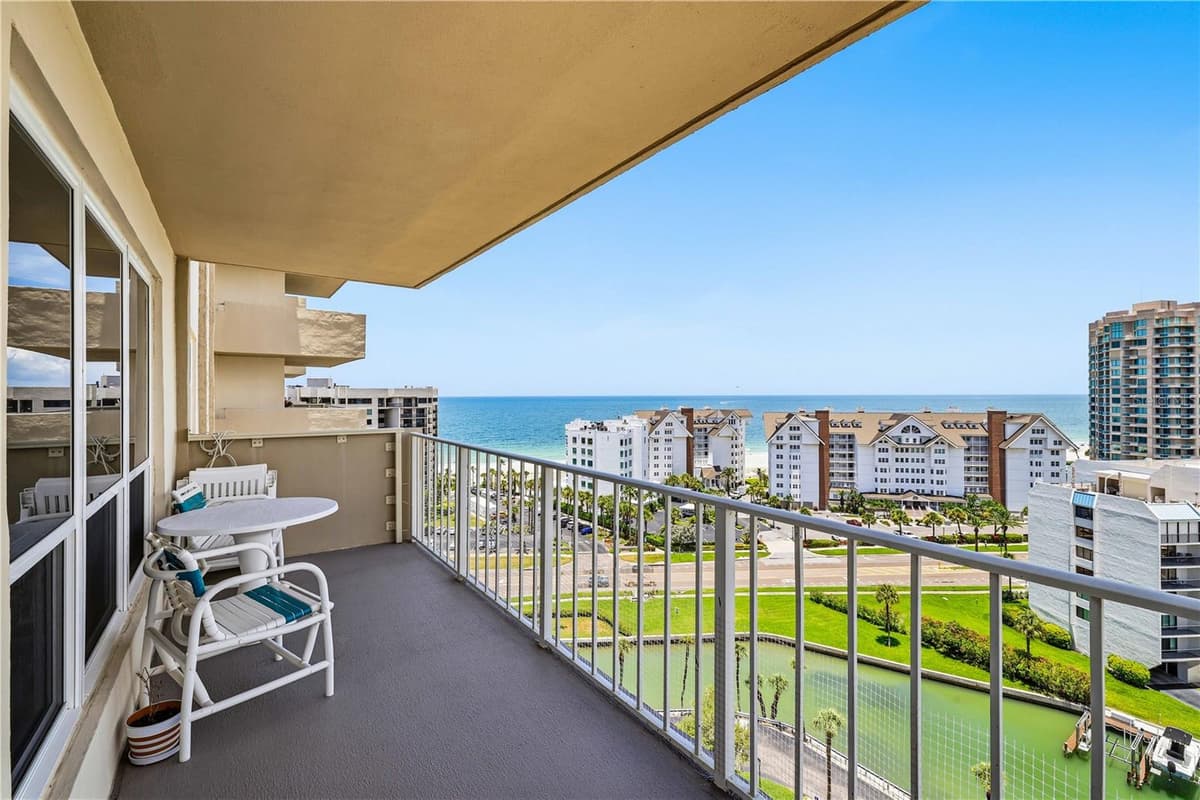 1621 GULF BOULEVARD — photo 3 of 66