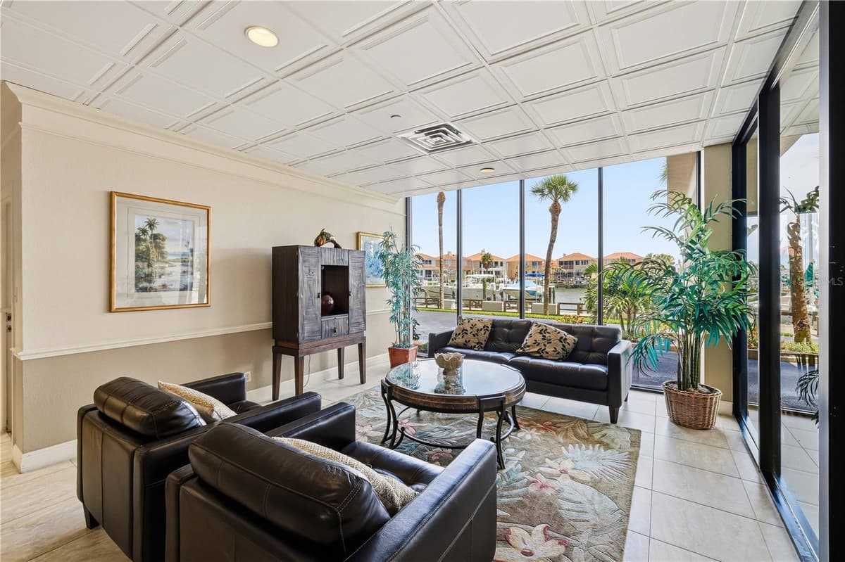 1621 GULF BOULEVARD — photo 43 of 66