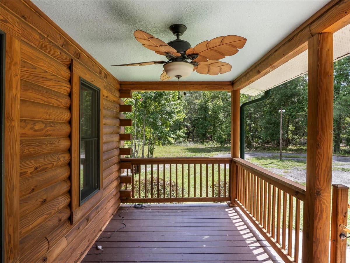 712 MALLARD DRIVE — photo 10 of 36
