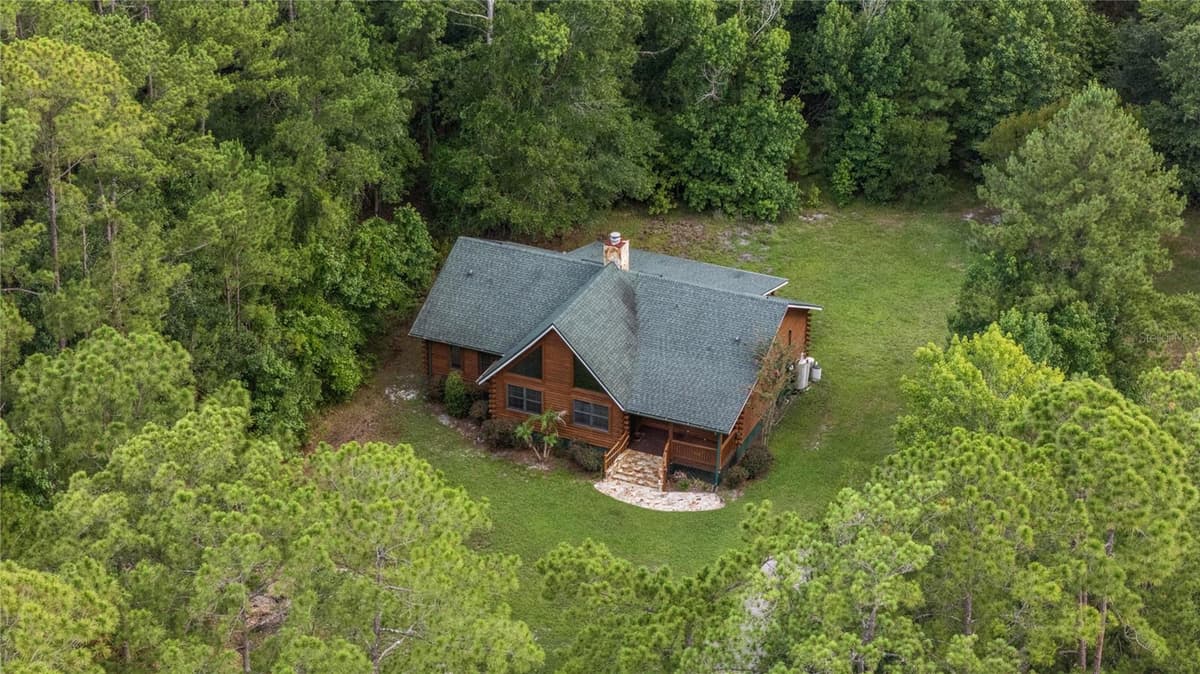 712 MALLARD DRIVE — photo 1 of 36