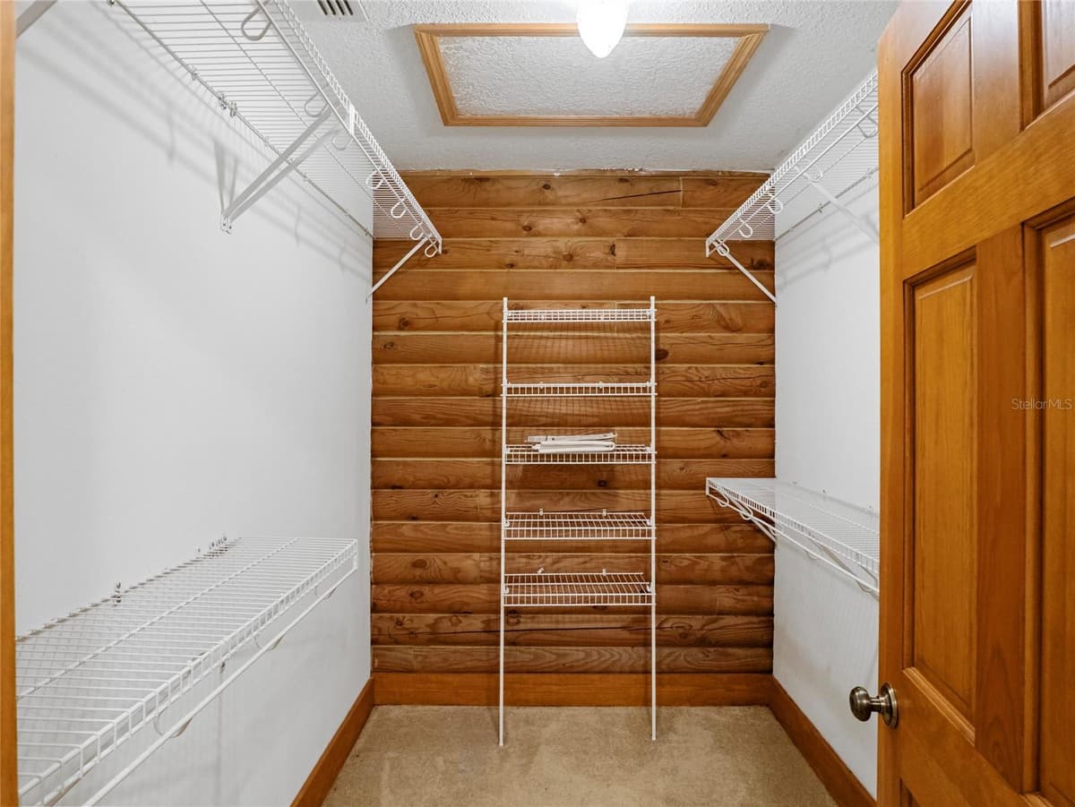 712 MALLARD DRIVE — photo 25 of 36