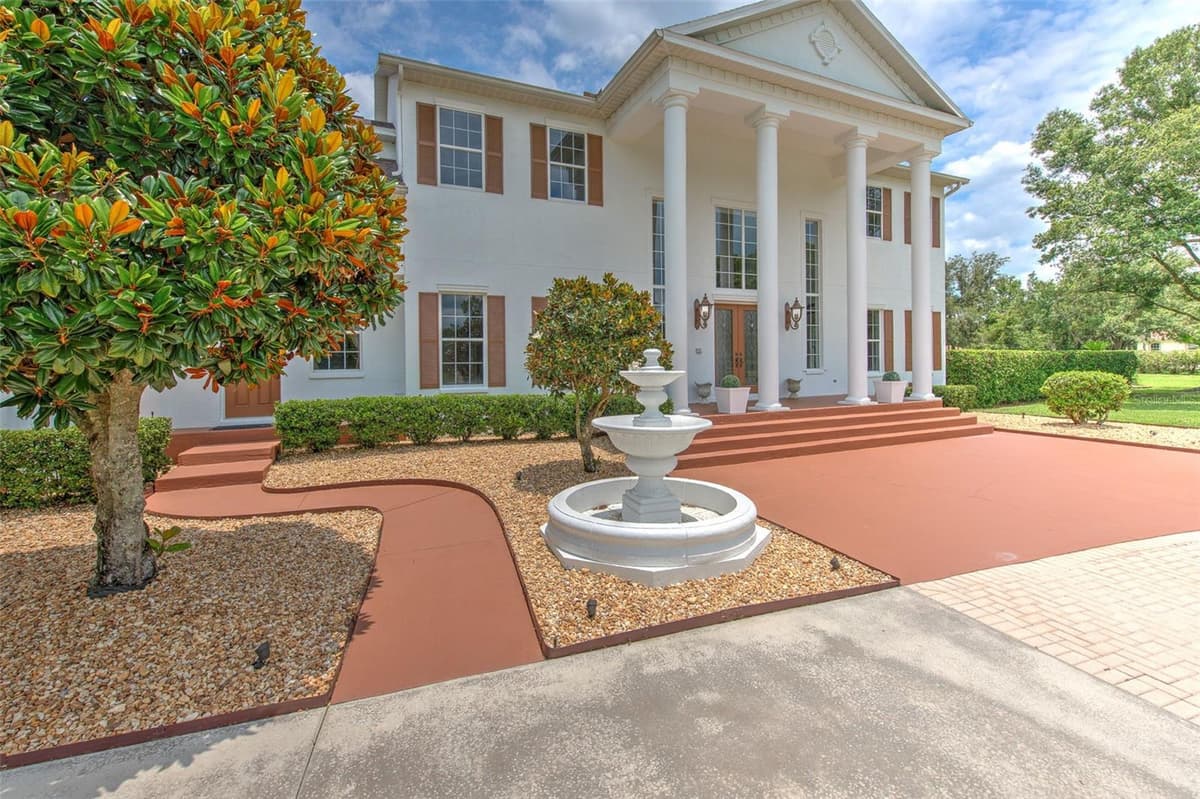 11444 HAMMOCK OAKS CT — photo 1 of 84