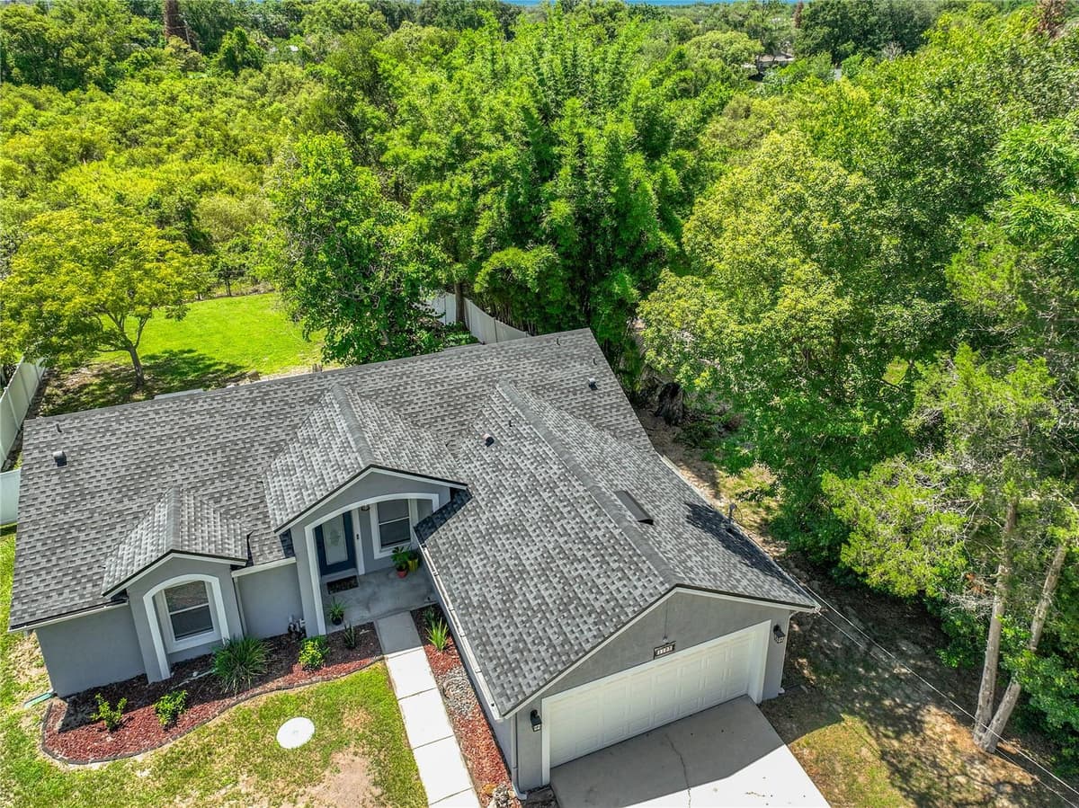 1193 LAKE LUCERNE CIRCLE — photo 34 of 39