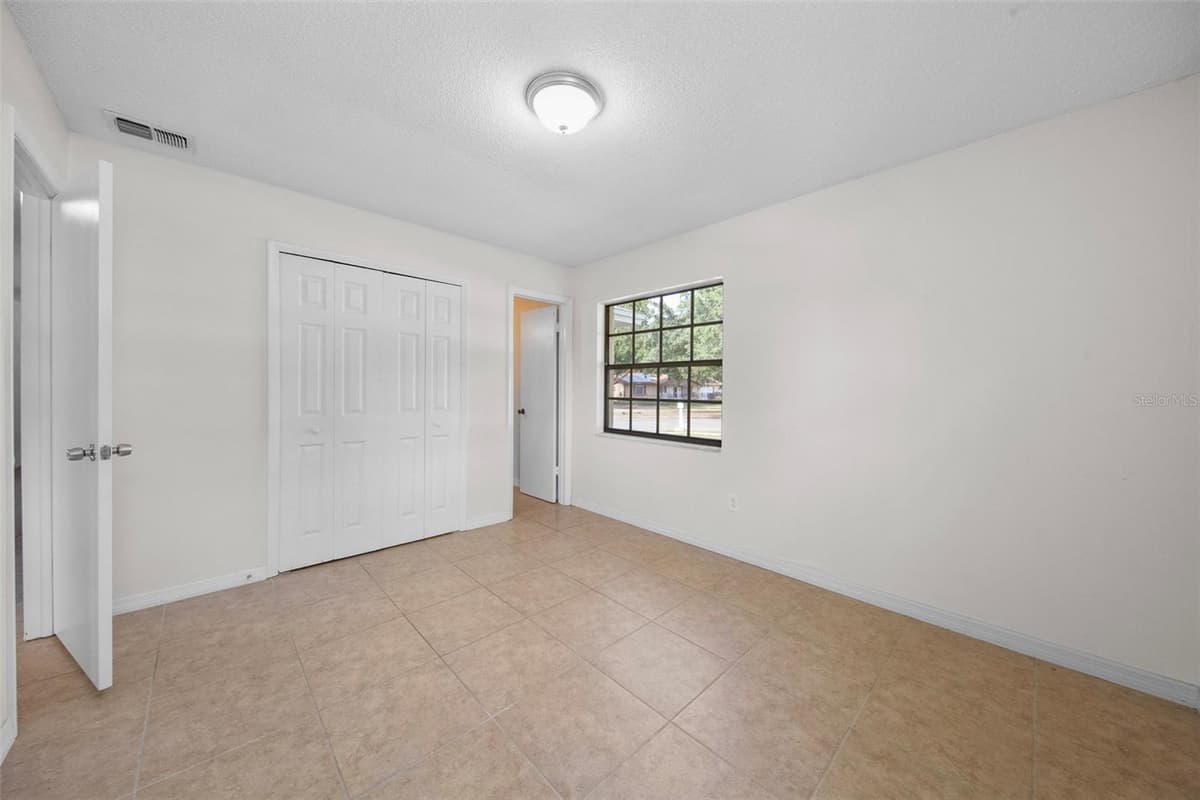 142 BAYBERRY COURT — photo 18 of 25