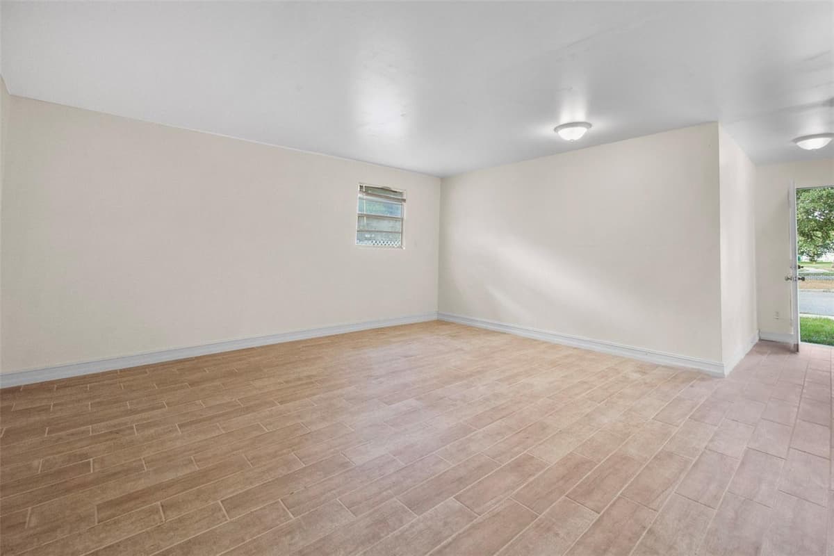 142 BAYBERRY COURT — photo 21 of 25