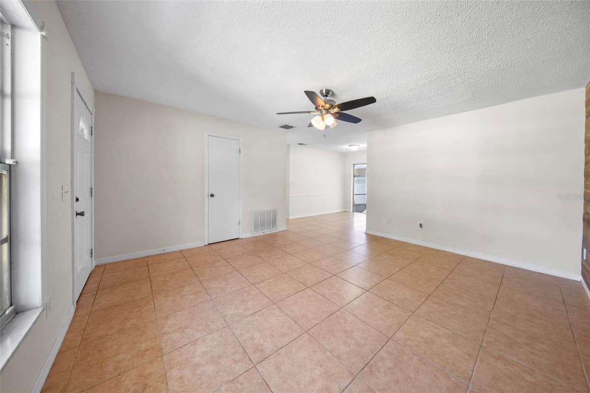 142 BAYBERRY COURT — photo 6 of 25