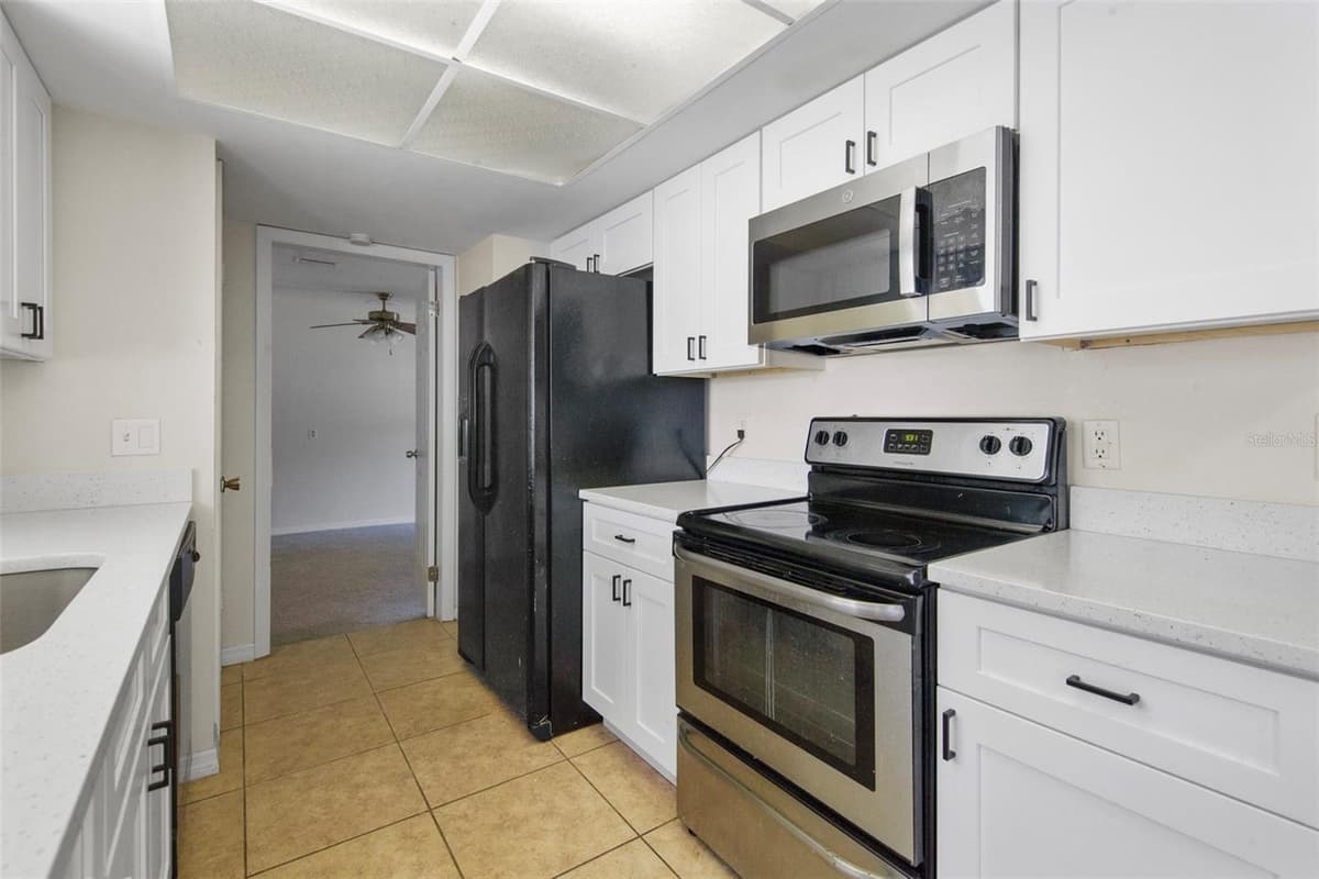 142 BAYBERRY COURT — photo 10 of 25