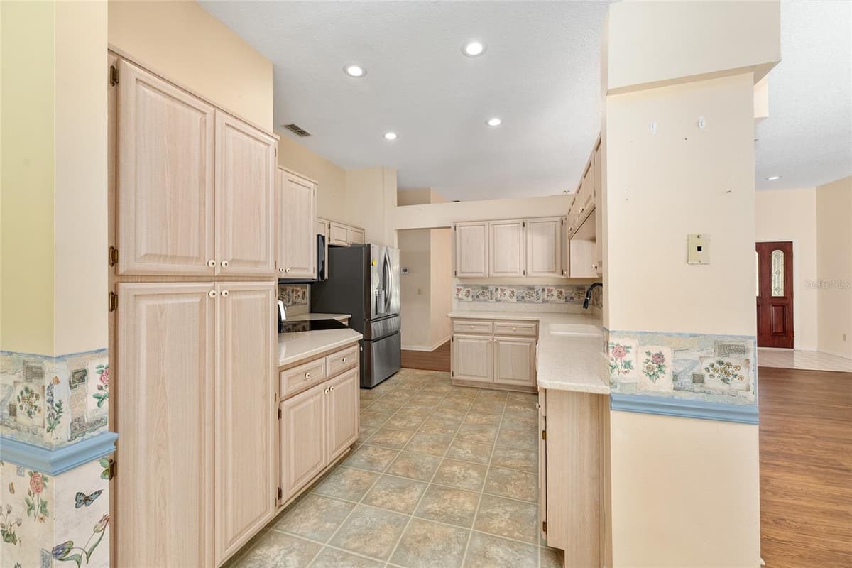 4611 RUSHMORE LOOP — photo 15 of 68