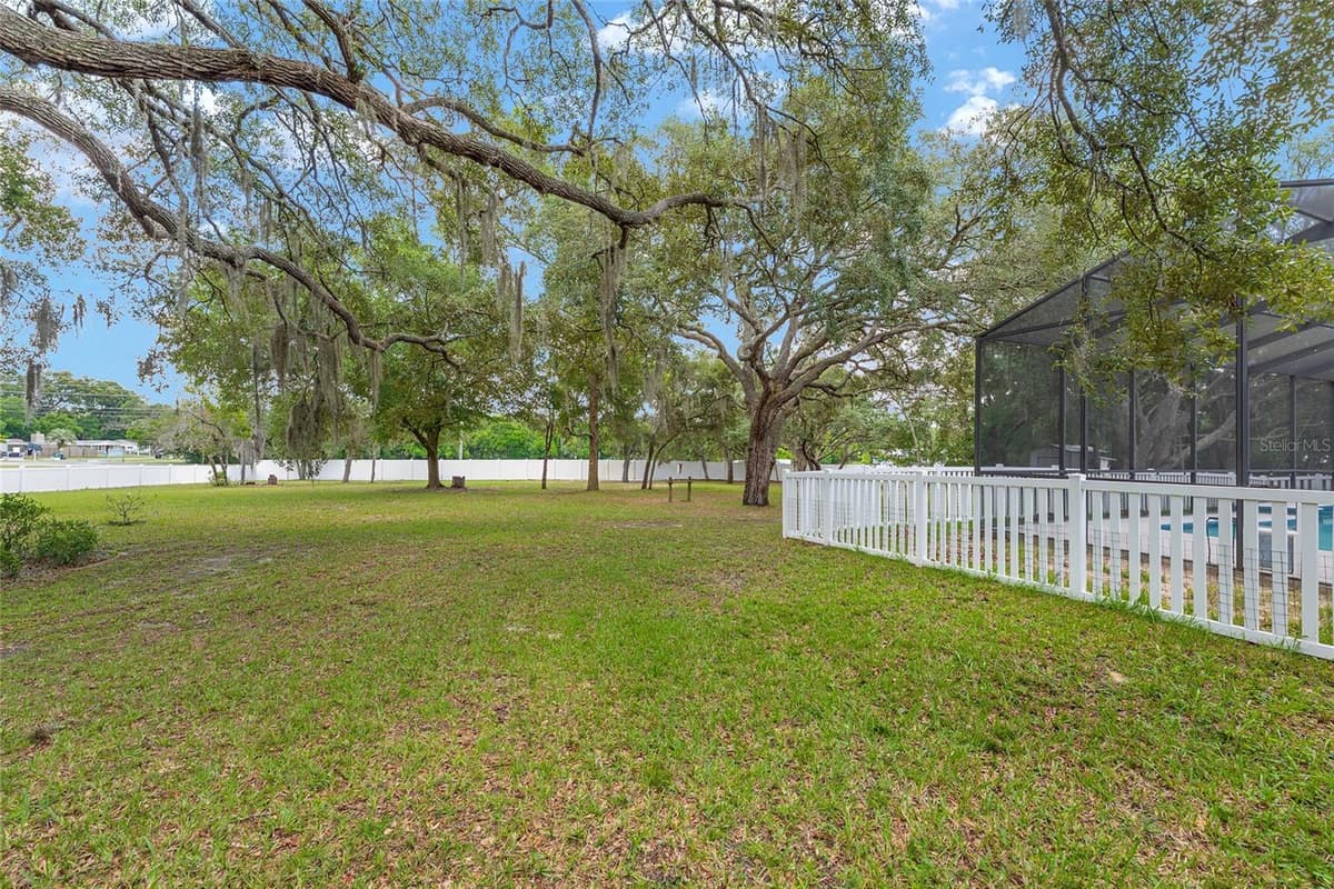 4611 RUSHMORE LOOP — photo 3 of 68