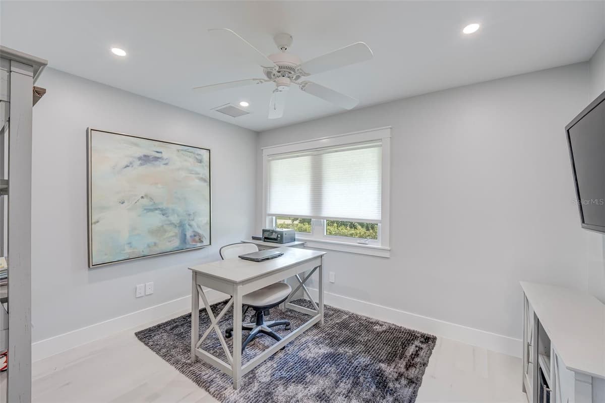 5204 TOWER DRIVE — photo 15 of 45