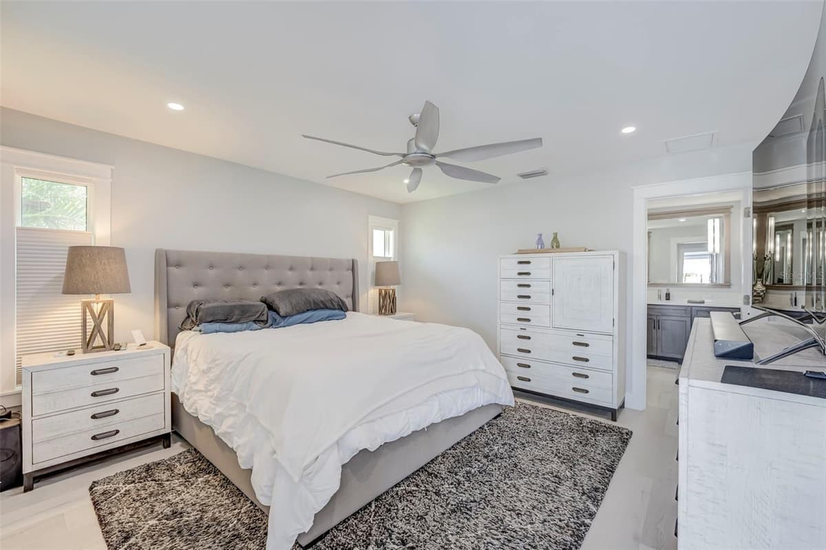 5204 TOWER DRIVE — photo 16 of 45