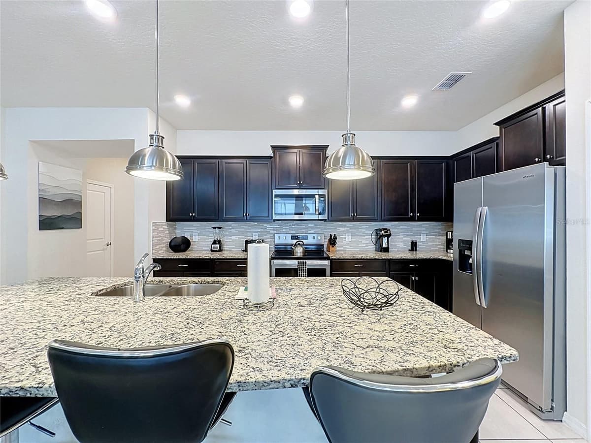 237 JETTY WAY — photo 11 of 75
