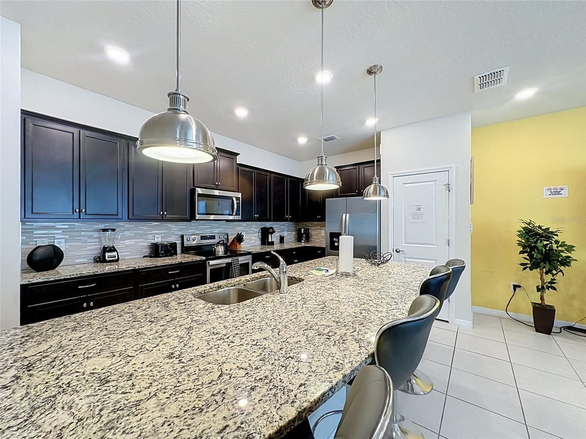 237 JETTY WAY — photo 13 of 75
