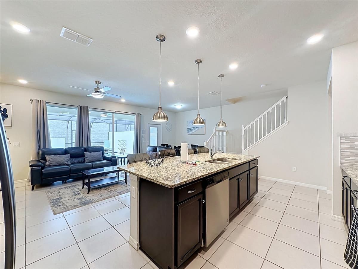 237 JETTY WAY — photo 15 of 75