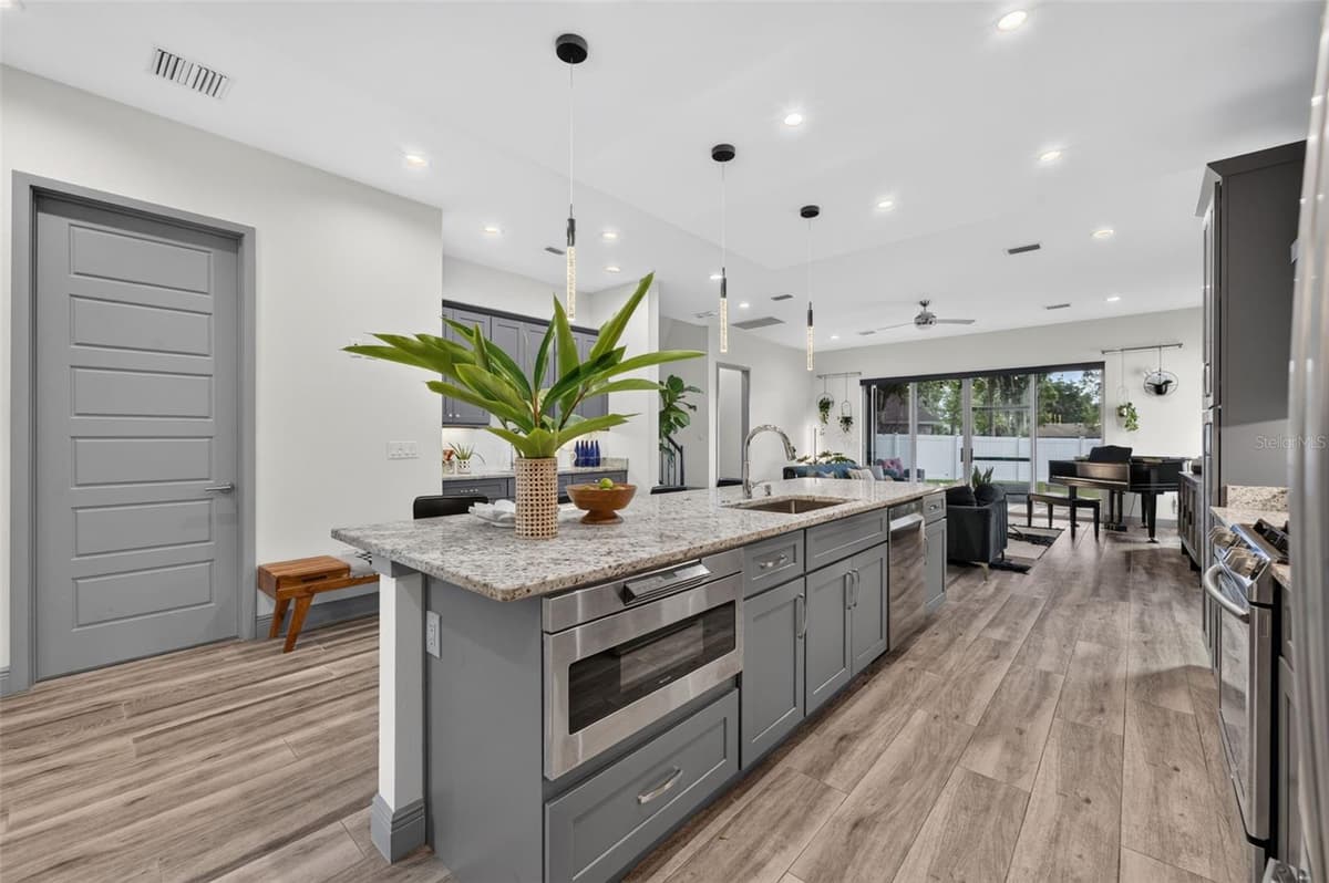 632 GAMEWELL AVENUE — photo 11 of 63